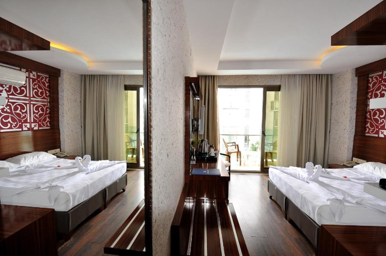Uk Blue Coast Hotel (Adults Only) Alanya Ngoại thất bức ảnh